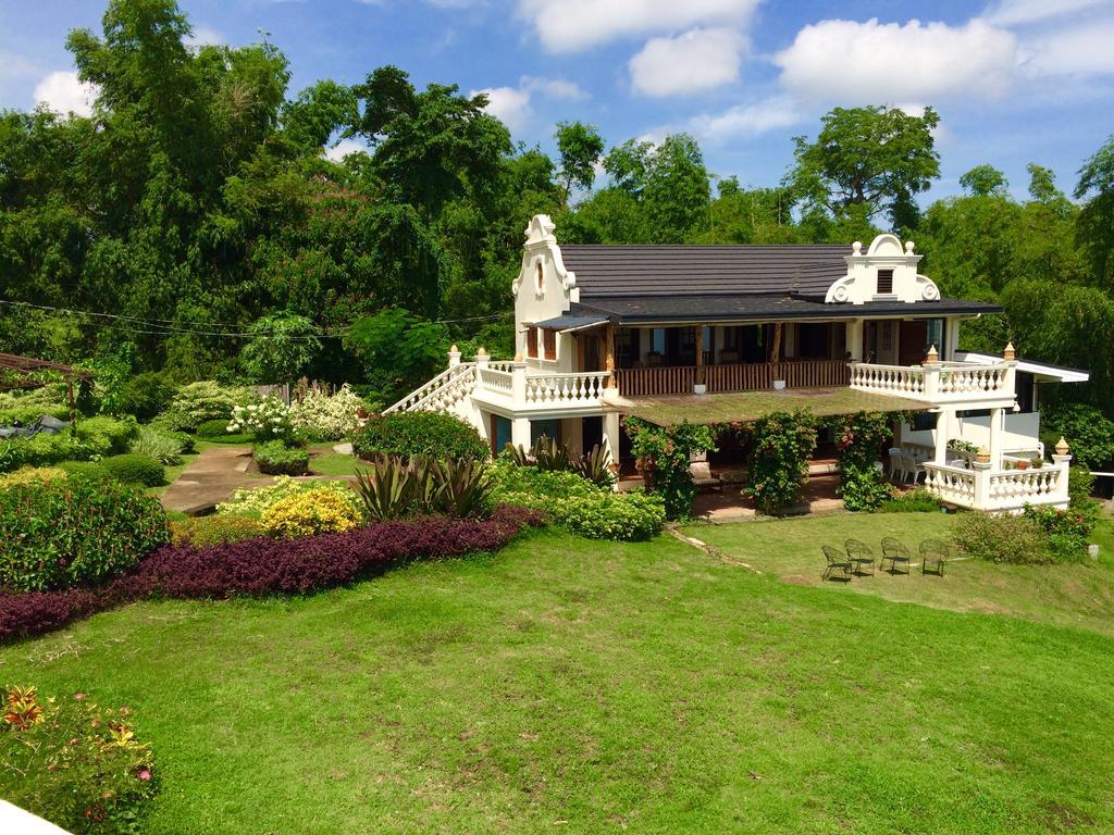 Ataalaya Farmhouse Batangas Exterior foto